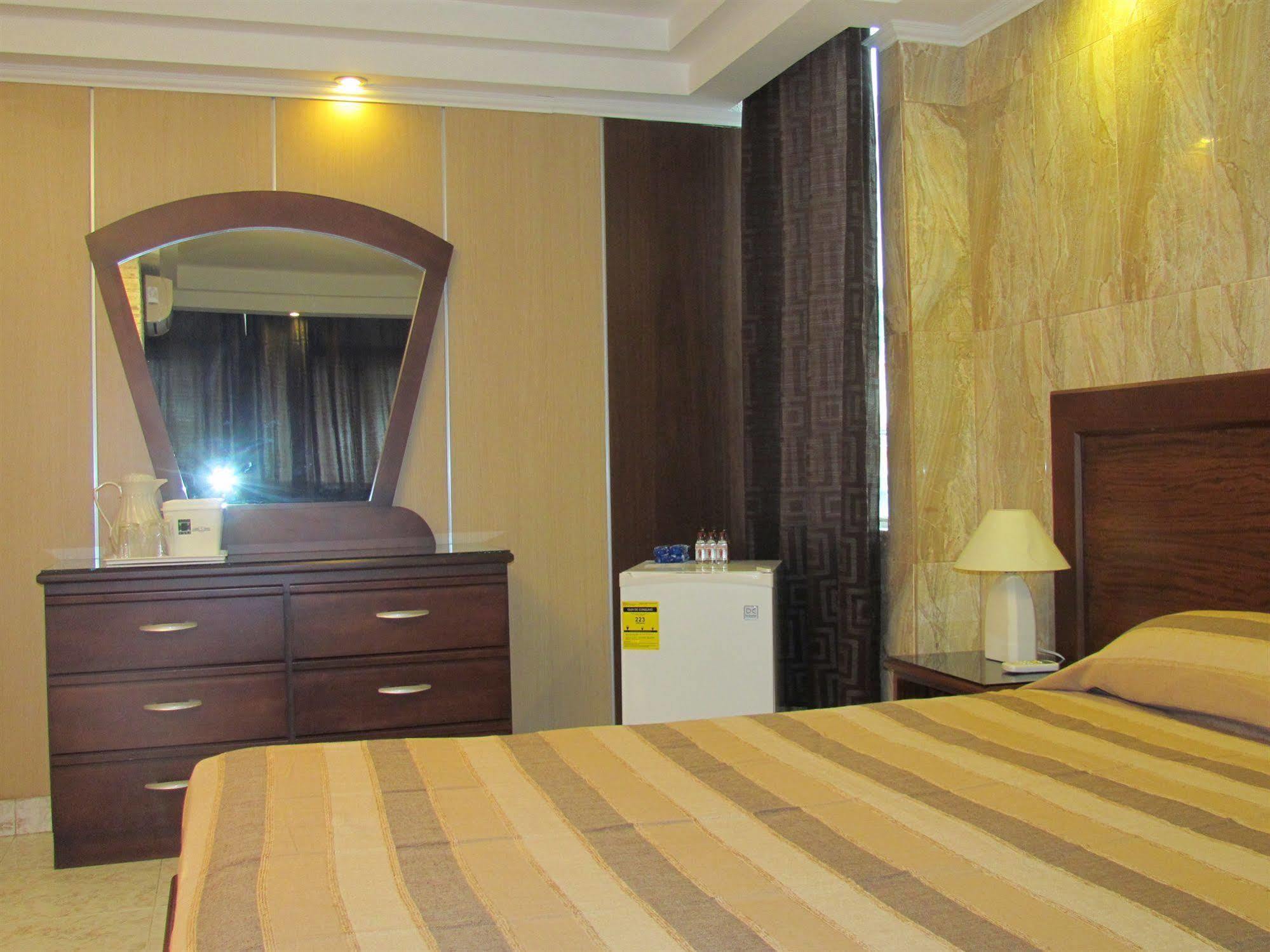 Hotel Roma Plaza Панама Екстер'єр фото